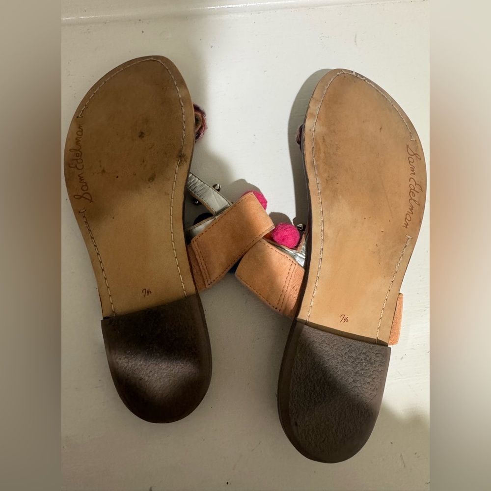 Sam Edelman Brown Leather Pom Pom Embellished Thong Sandals‎ - Picture 5 of 5